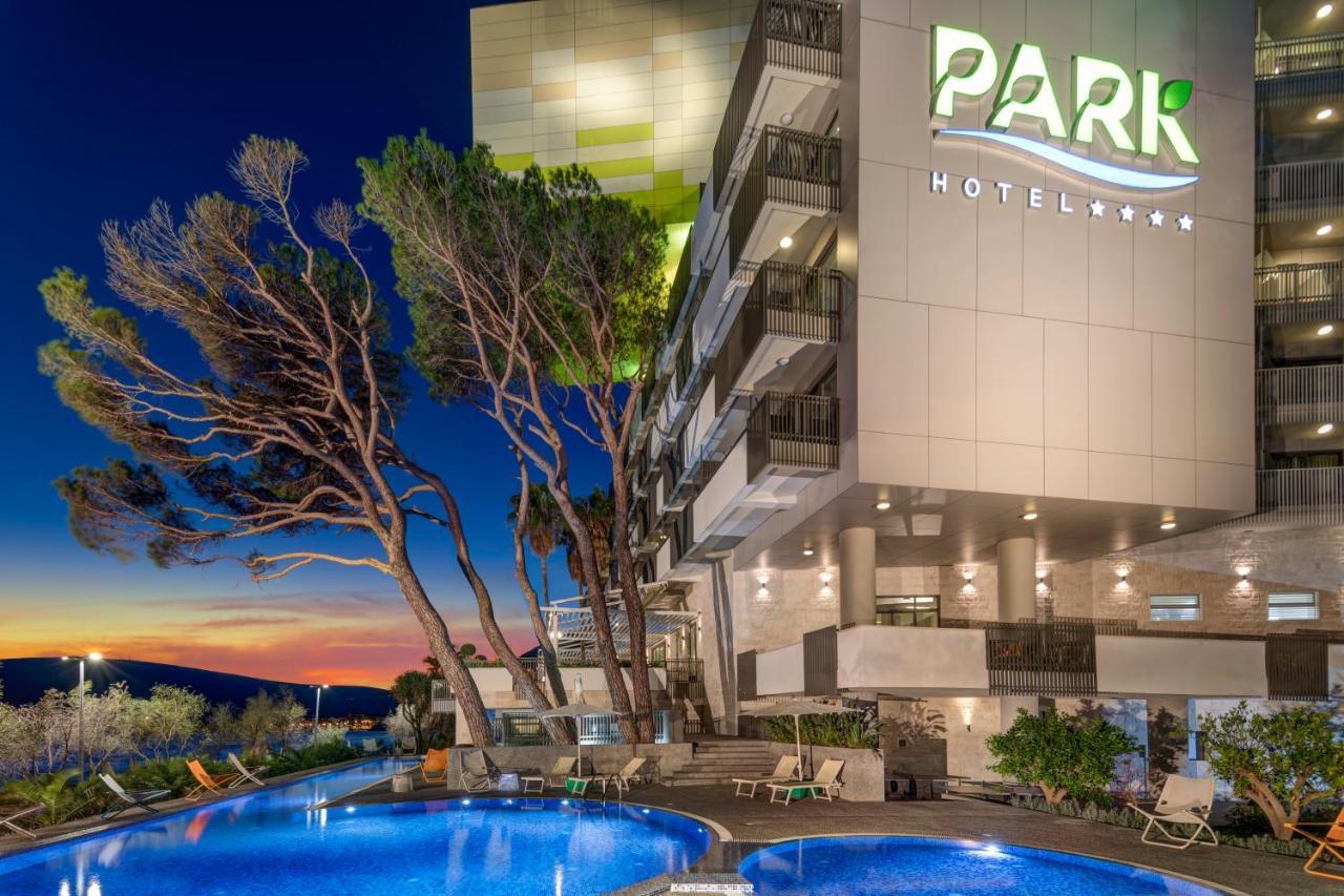 Carine Hotel Park Bijela Eksteriør billede