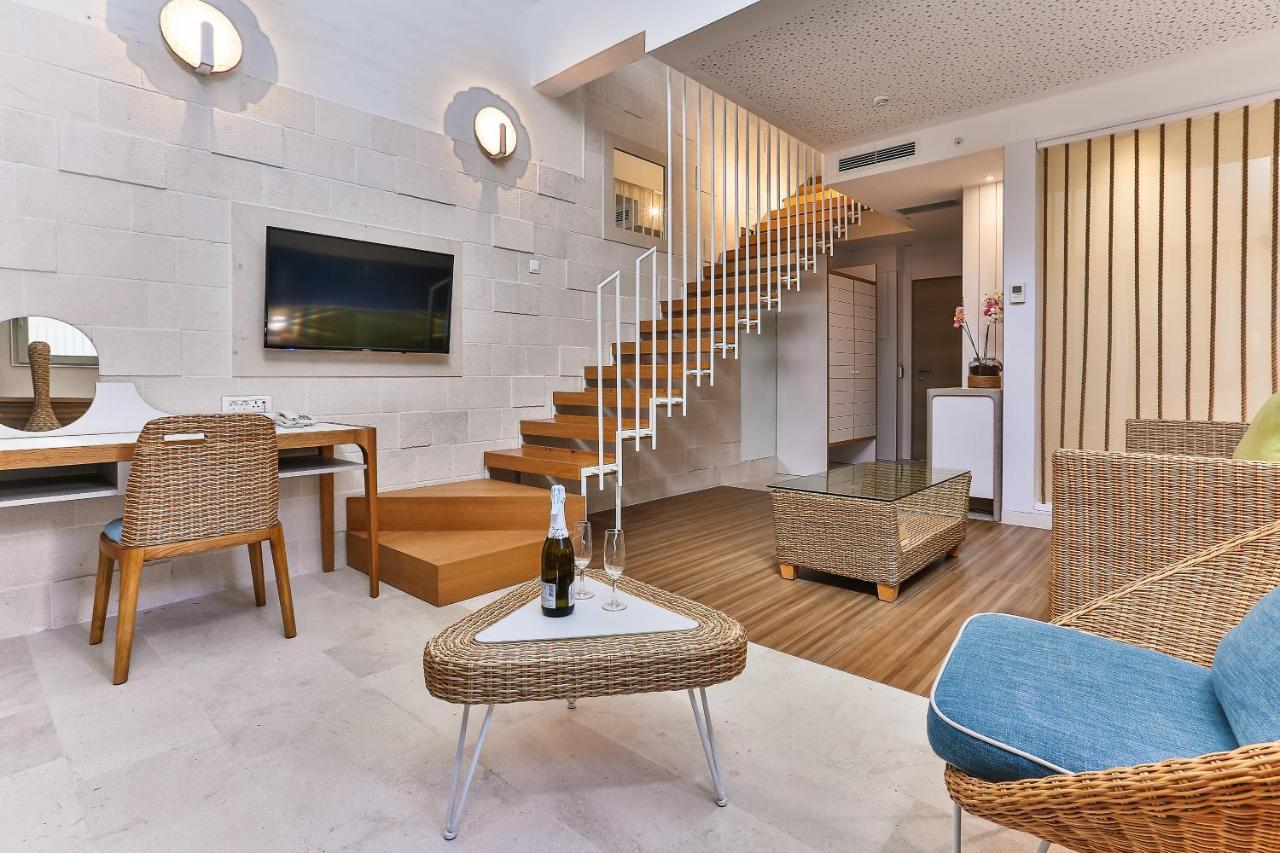 Carine Hotel Park Bijela Eksteriør billede