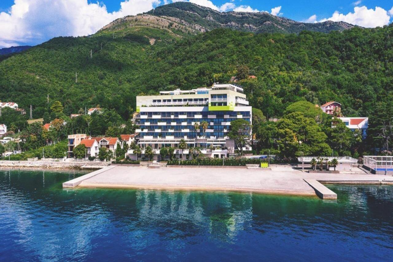 Carine Hotel Park Bijela Eksteriør billede